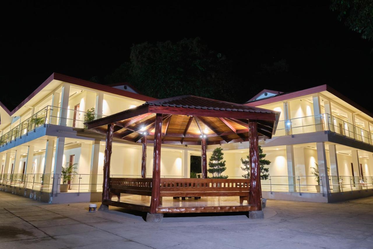 Zone Niathu Dimapur By The Park Hotel ภายนอก รูปภาพ