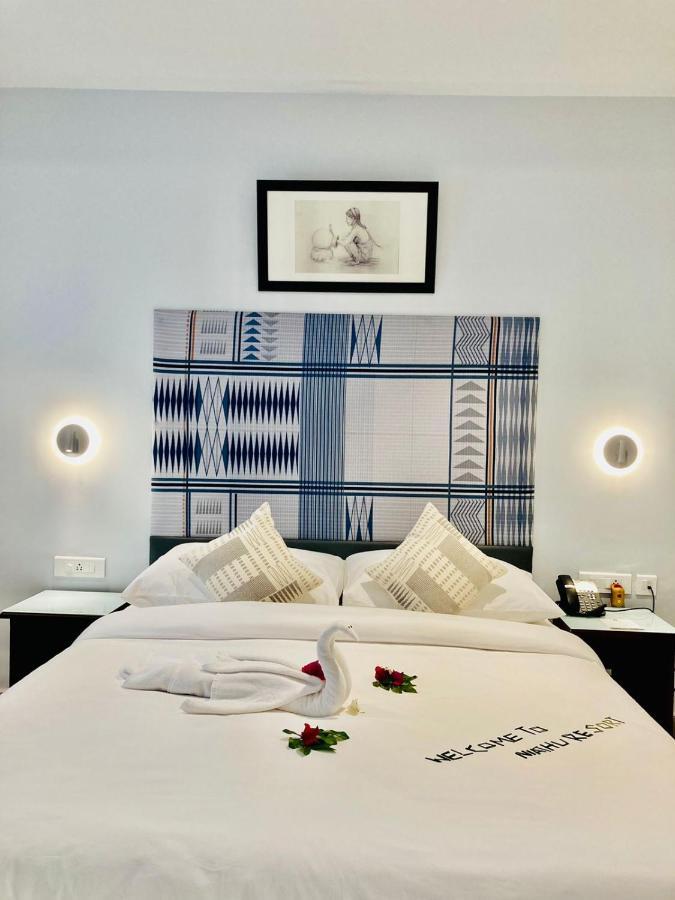 Zone Niathu Dimapur By The Park Hotel ภายนอก รูปภาพ