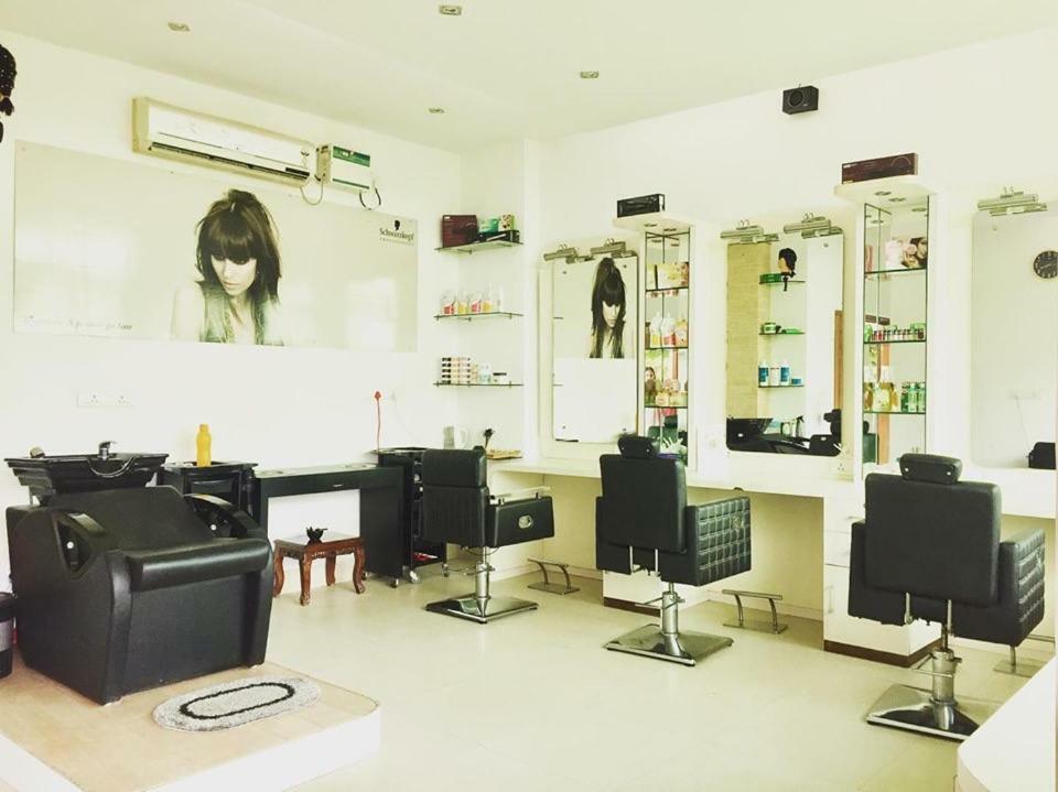 Zone Niathu Dimapur By The Park Hotel ภายนอก รูปภาพ
